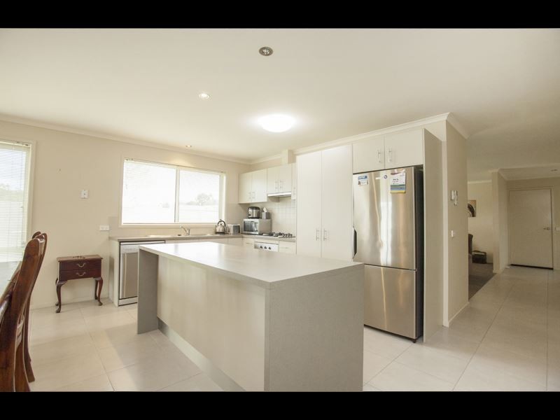 7/11 Ferguson Place, Trafalgar VIC 3824
