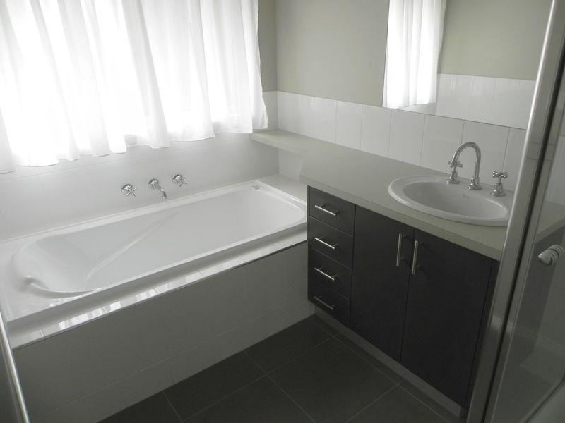 3/64 Clifford Street, Warragul VIC 3820