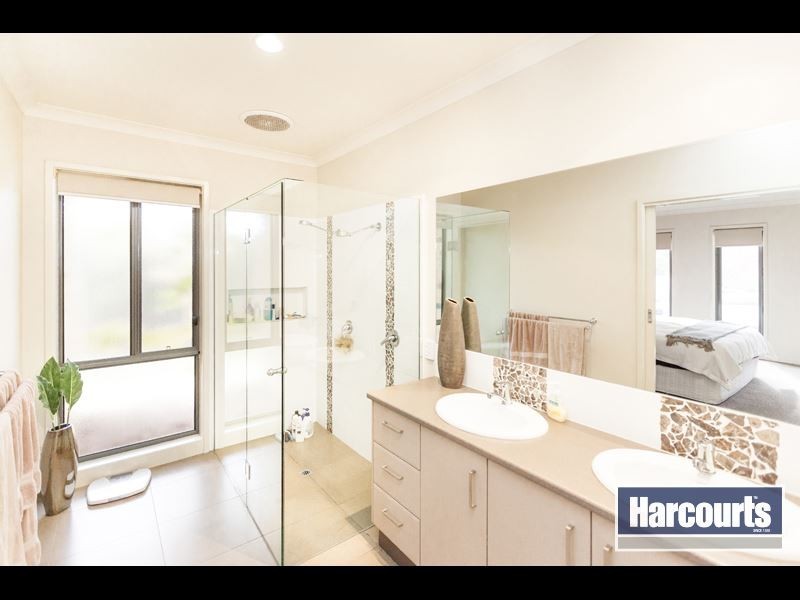 2 Rotheram Court, Trafalgar VIC 3824