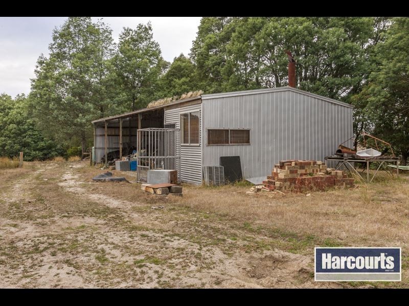 15 Hogan Lane, Trafalgar South VIC 3824