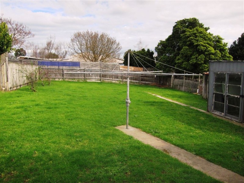 4 Kingston Street, Warragul VIC 3820