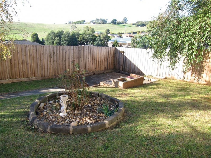 22 North Road, Warragul VIC 3820