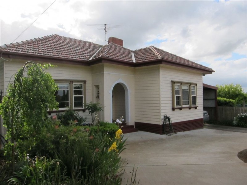 137 Victoria Street, Warragul VIC 3820