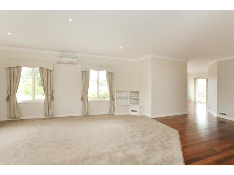 361 Normanby Street, Warragul VIC 3820