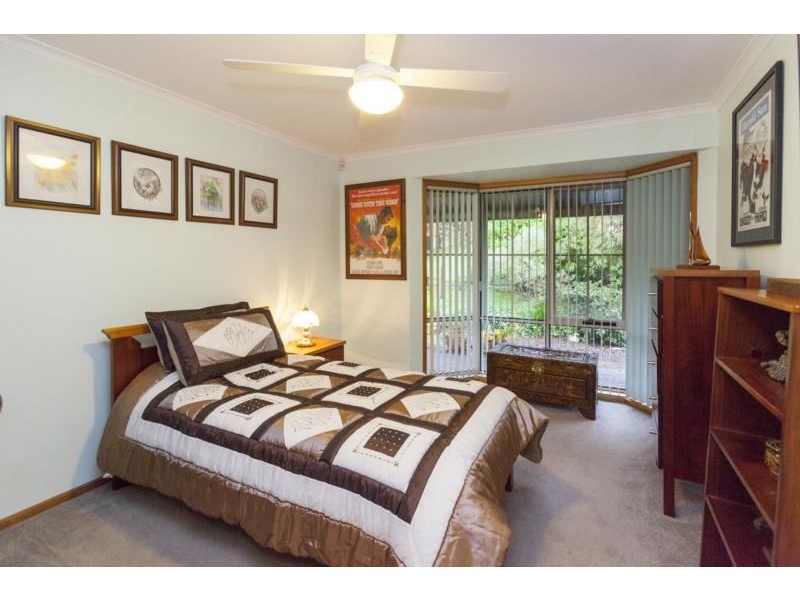 588 Russell Creek Road, Hill End VIC 3825