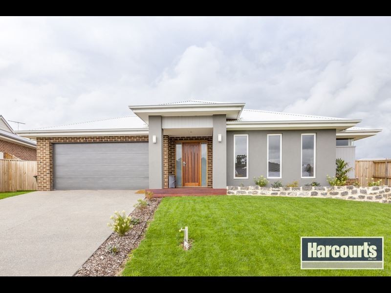 10 Kensington Drive, Warragul VIC 3820