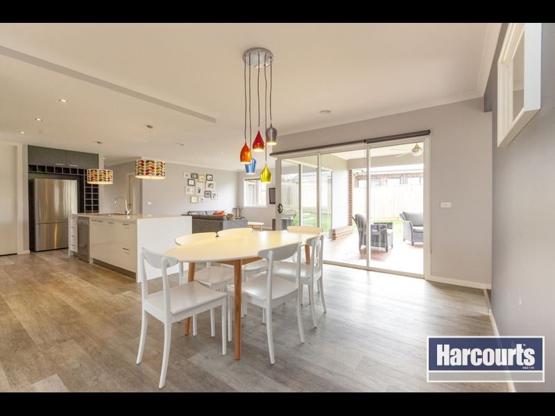 10 Kensington Drive, Warragul VIC 3820