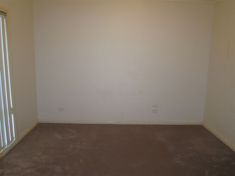 2 Carlile Street, Drouin VIC 3818