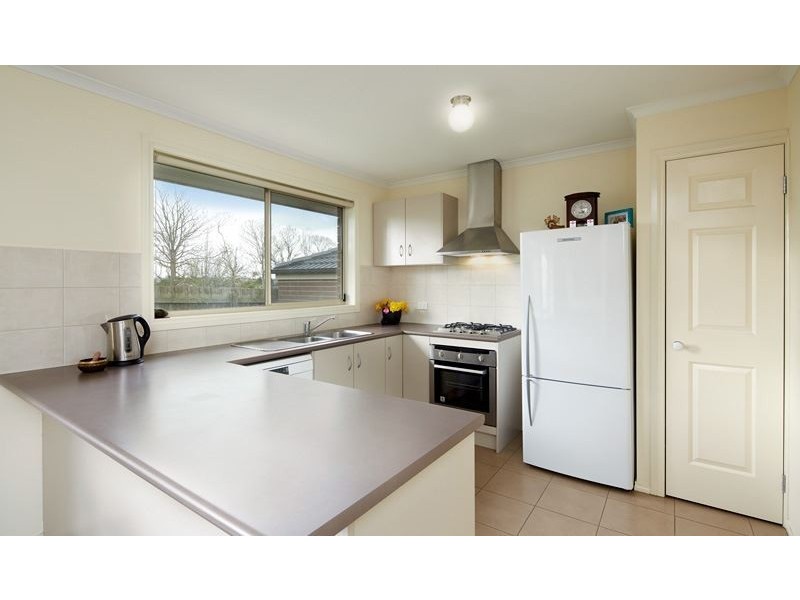 2/16 Philip Street, Warragul VIC 3820