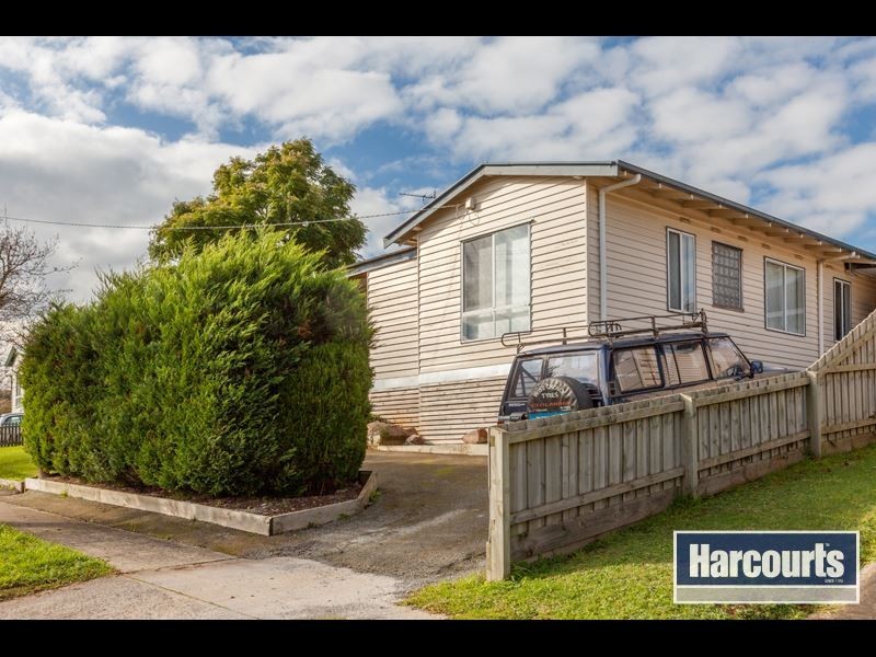 8 Dunn Street, Warragul VIC 3820