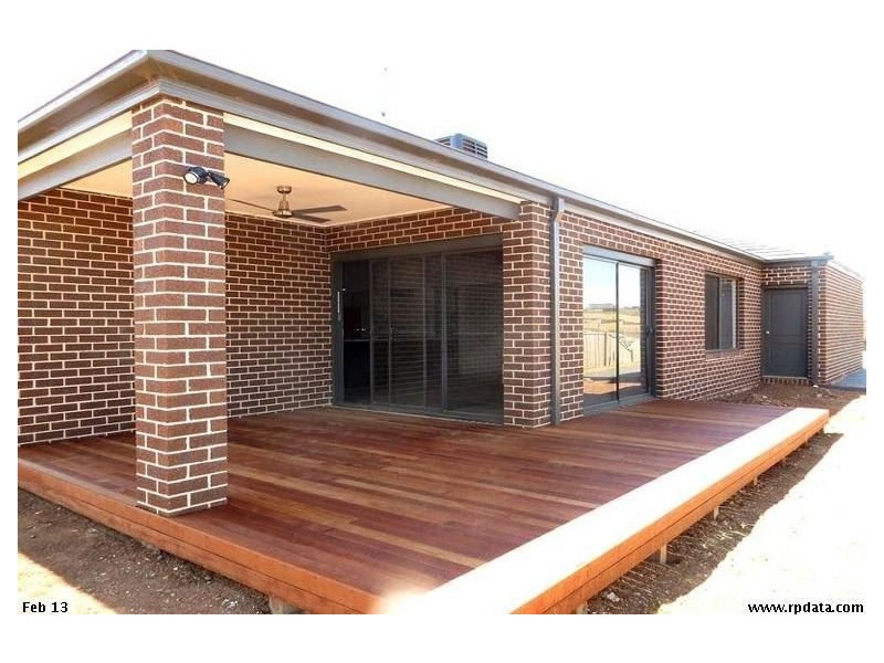 15 Sandstock Drive, Warragul VIC 3820