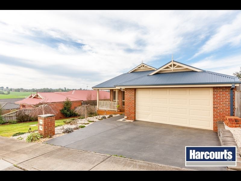 16 Grange Crescent, Warragul VIC 3820