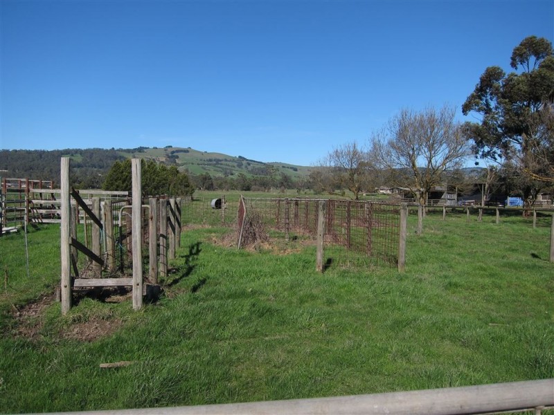 96 Trickeys Road, Yarragon VIC 3823