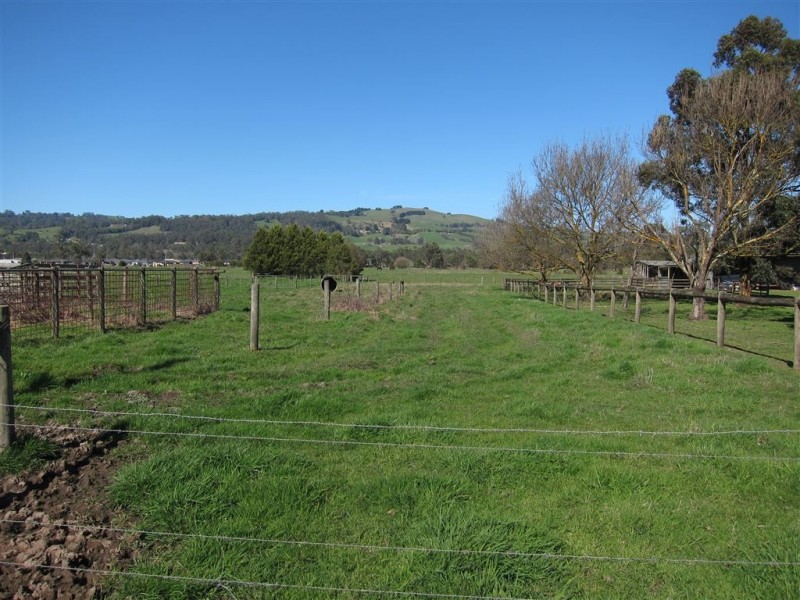 96 Trickeys Road, Yarragon VIC 3823