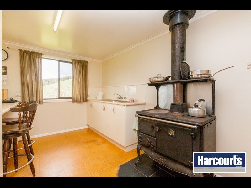 146 Petersons Road, Ellinbank VIC 3821