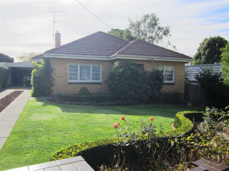 5 Nobel Street, Warragul VIC 3820