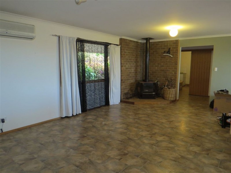 2 Larkones Court, Warragul VIC 3820