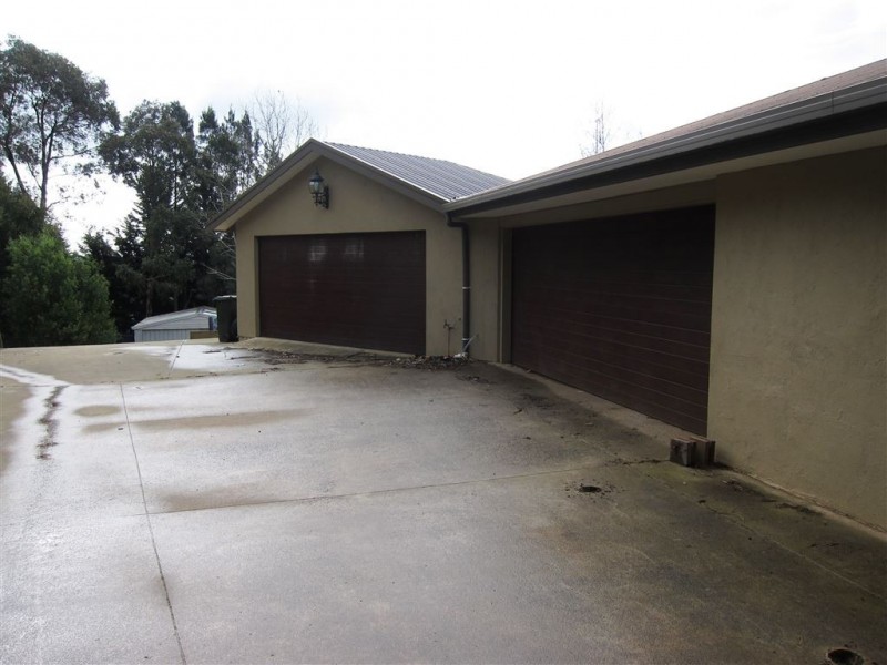 2 Larkones Court, Warragul VIC 3820