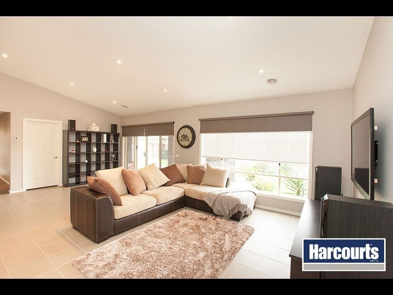 22 McMillan Drive, Warragul VIC 3820