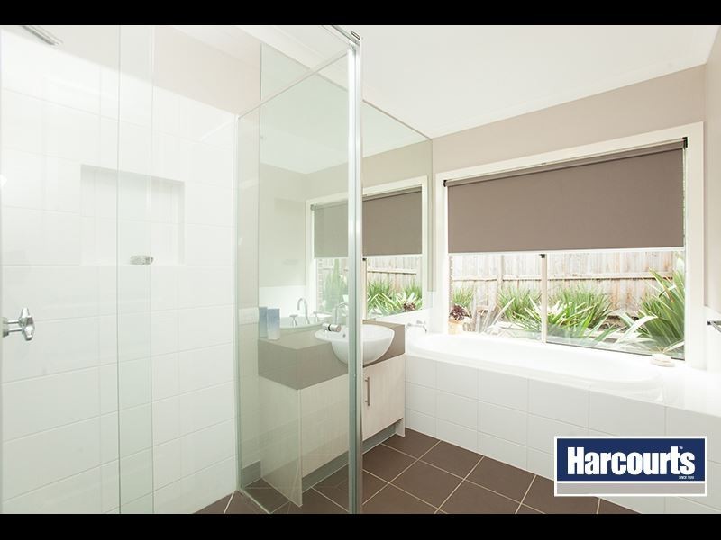 22 McMillan Drive, Warragul VIC 3820