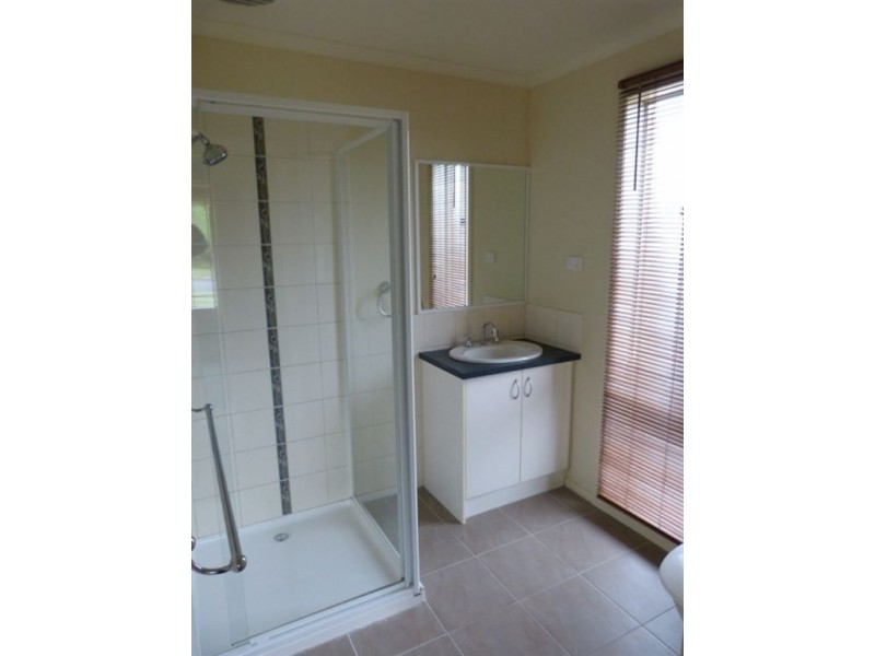 10 Harper, Drouin VIC 3818