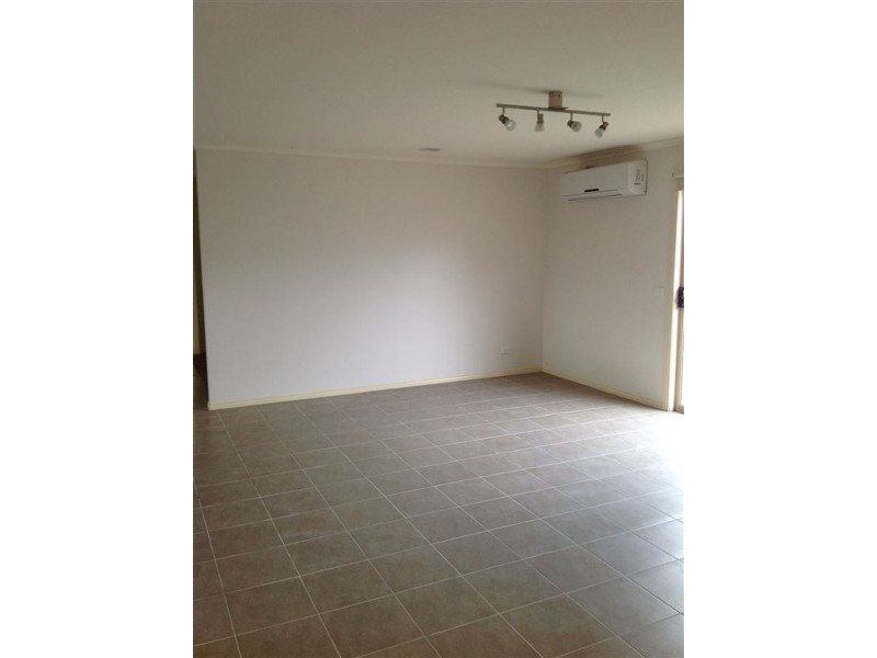 10 Harper, Drouin VIC 3818