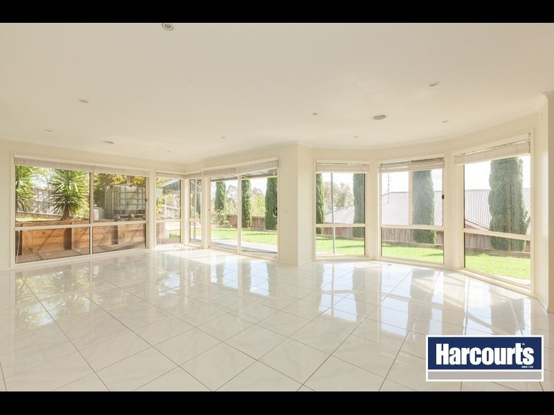 5 Grange Crescent, Warragul VIC 3820