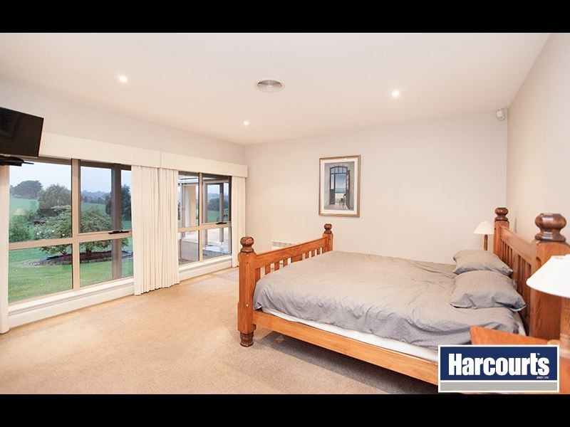 30 Roberts Road, Warragul VIC 3820