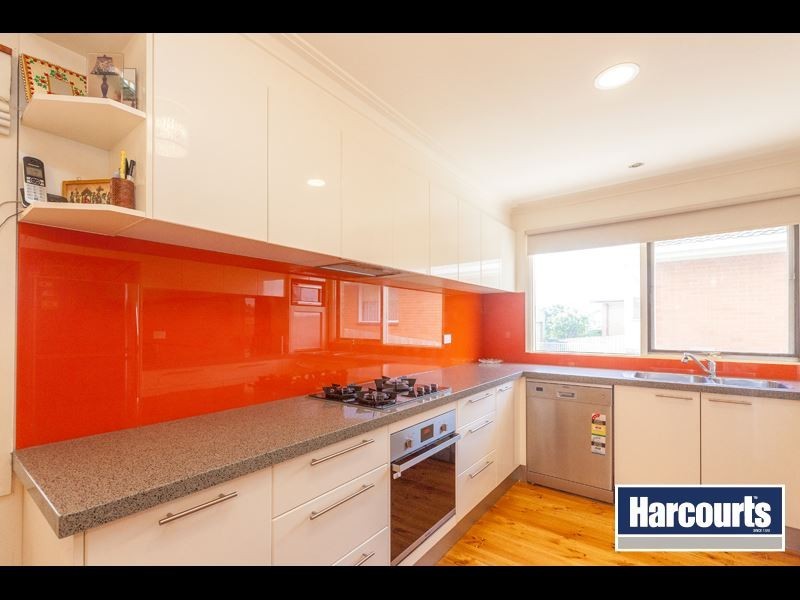 6 Phoenix Street, Warragul VIC 3820