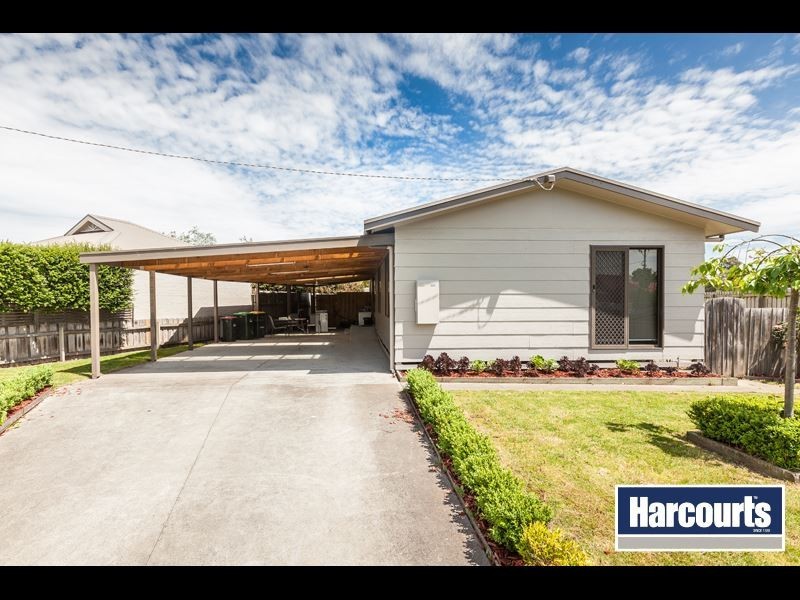 11 Loch Street, Yarragon VIC 3823