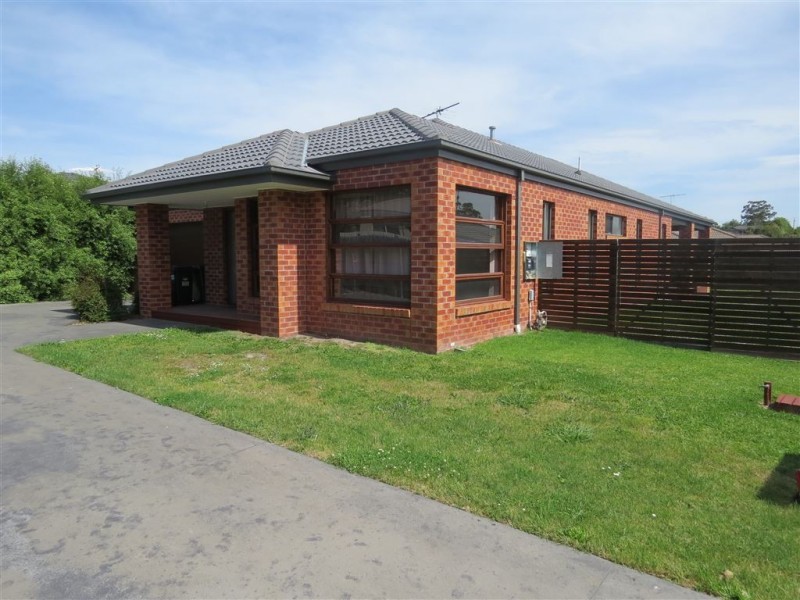 5 Isabella Court, Drouin VIC 3818