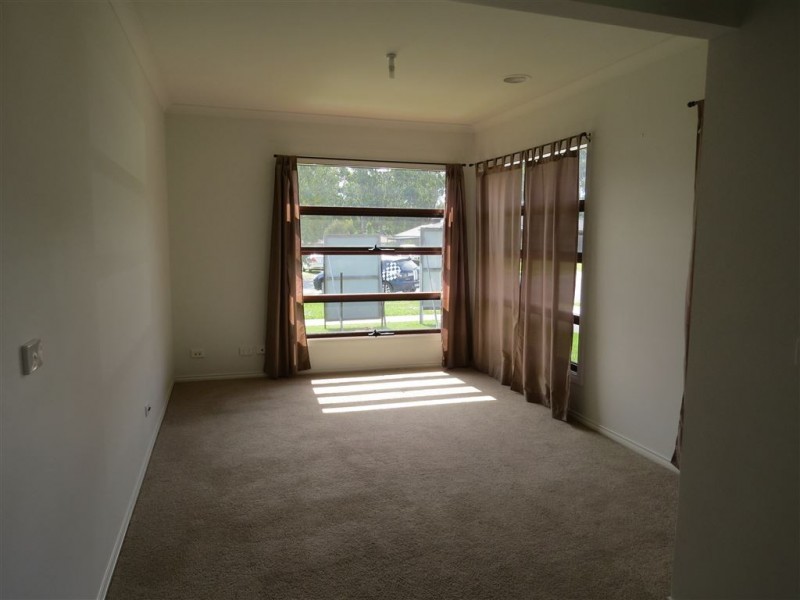 5 Isabella Court, Drouin VIC 3818