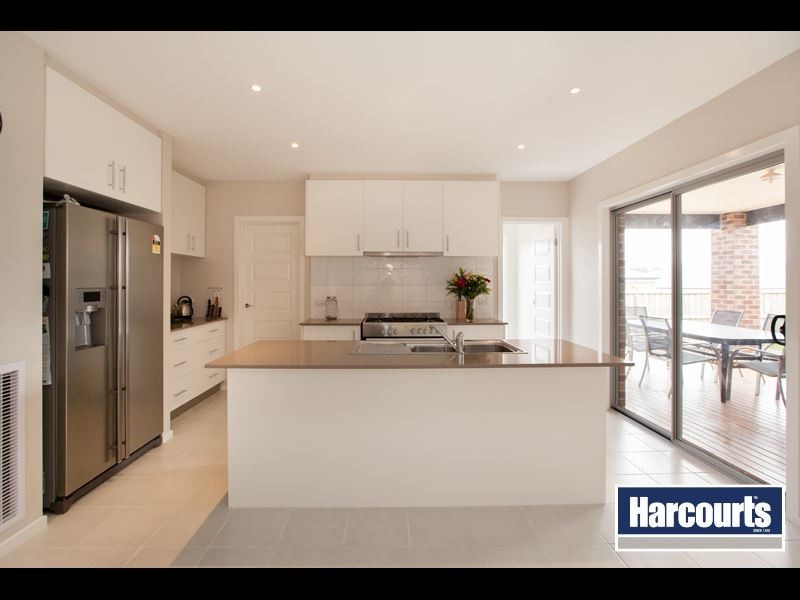 172 Twin Ranges Drive, Warragul VIC 3820