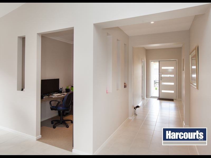 172 Twin Ranges Drive, Warragul VIC 3820