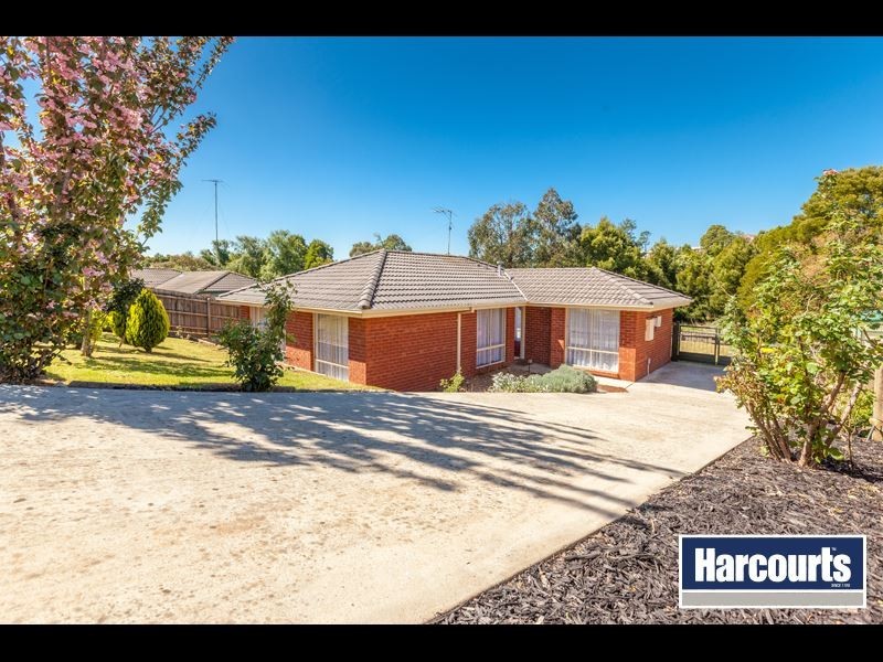 21 Hayes Drive, Warragul VIC 3820