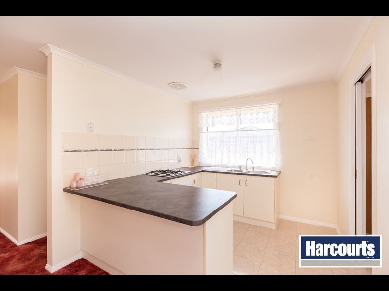 21 Hayes Drive, Warragul VIC 3820