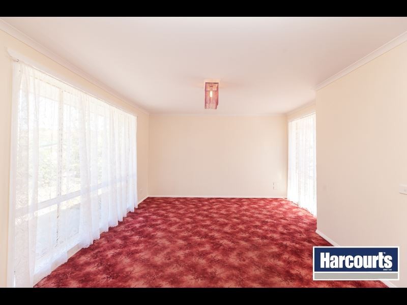 21 Hayes Drive, Warragul VIC 3820