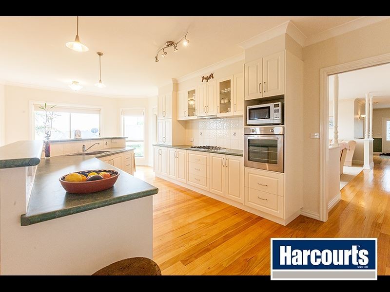 60 Cason Crescent, Warragul VIC 3820