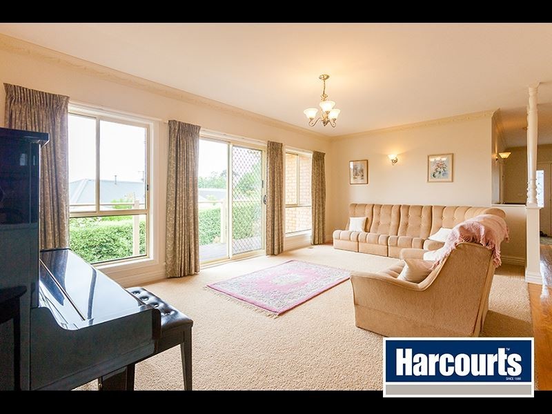 60 Cason Crescent, Warragul VIC 3820