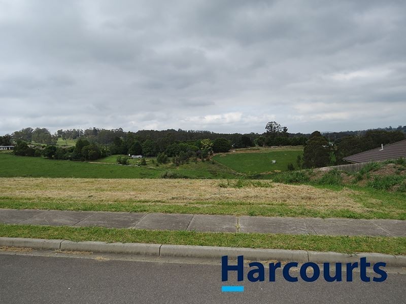 11 Peters Way, Neerim South VIC 3831