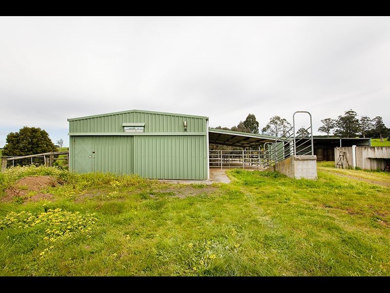 195 Sheffields Road, Neerim South VIC 3831