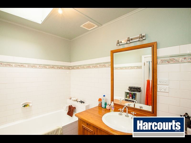 104 Petersons Road, Ellinbank VIC 3821