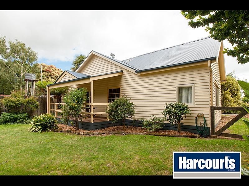 104 Petersons Road, Ellinbank VIC 3821