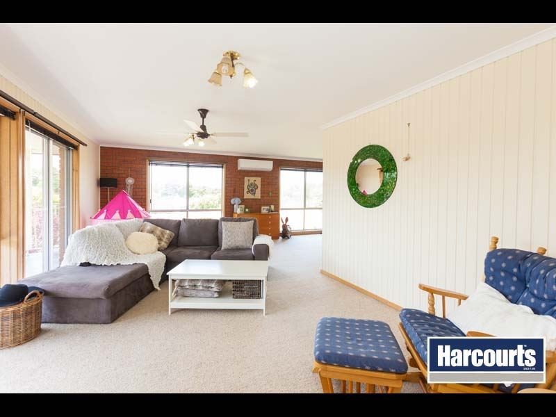 30 Waratah Drive, Warragul VIC 3820