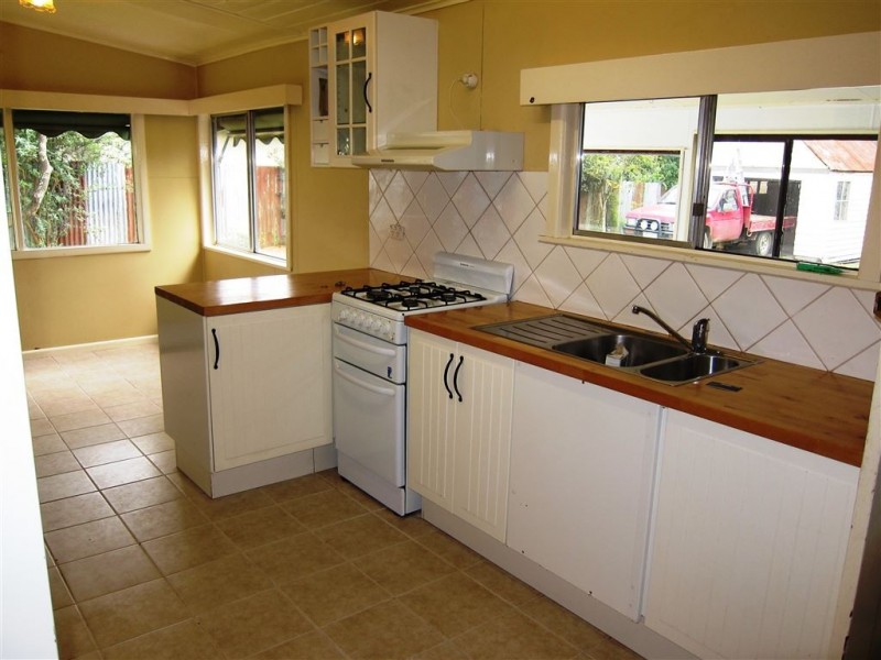 4 Hopetoun Road, Drouin VIC 3818