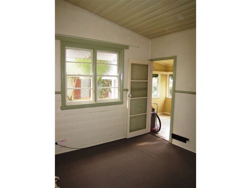 4 Hopetoun Road, Drouin VIC 3818