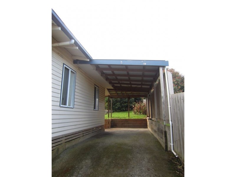 8 Dunn Street, Warragul VIC 3820