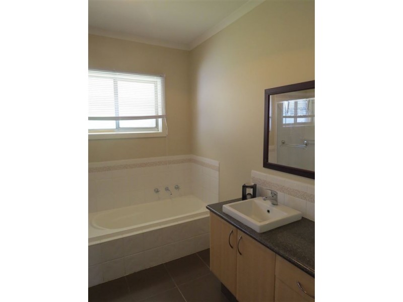 3 Inverness Street, Warragul VIC 3820