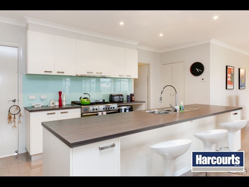 5 Greyfriars Way, Drouin VIC 3818