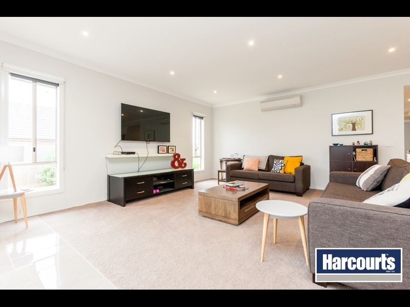 5 Greyfriars Way, Drouin VIC 3818